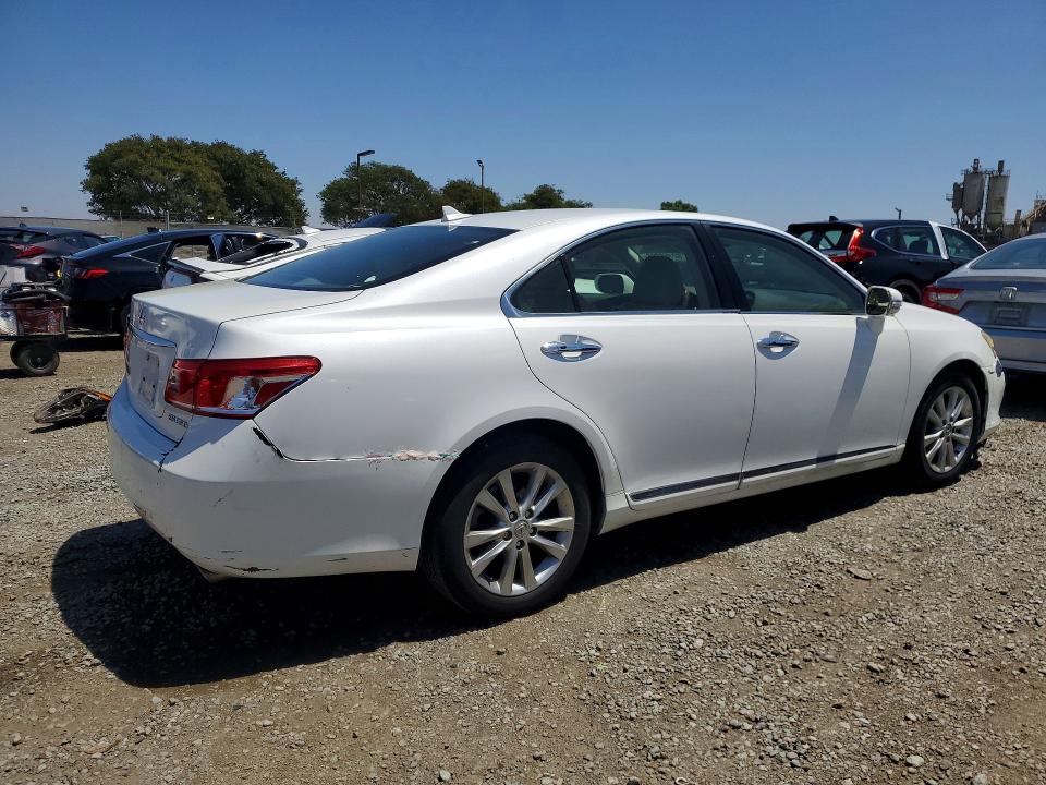 Photo 3 from auction – 2011 LEXUS ES with VIN JTHBK1EG0B2460084