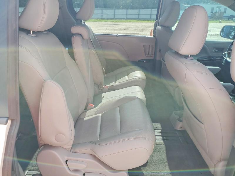Photo 11 from auction – 2015 TOYOTA SIENNA with VIN 5TDYK3DC4FS574495