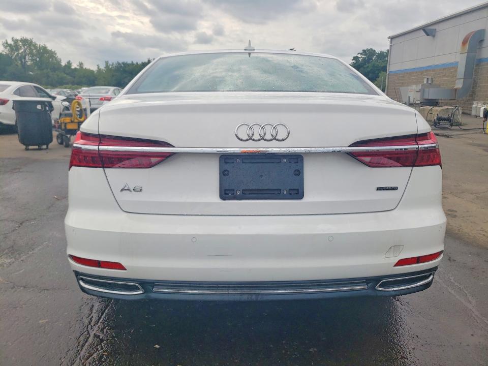 Фото 6 с аукциона – 2022 AUDI A6 с VIN WAUD3BF22NN057854