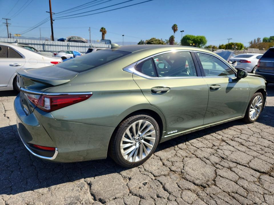 Photo 3 from auction – 2019 LEXUS ES with VIN JTHB21B12K2038284
