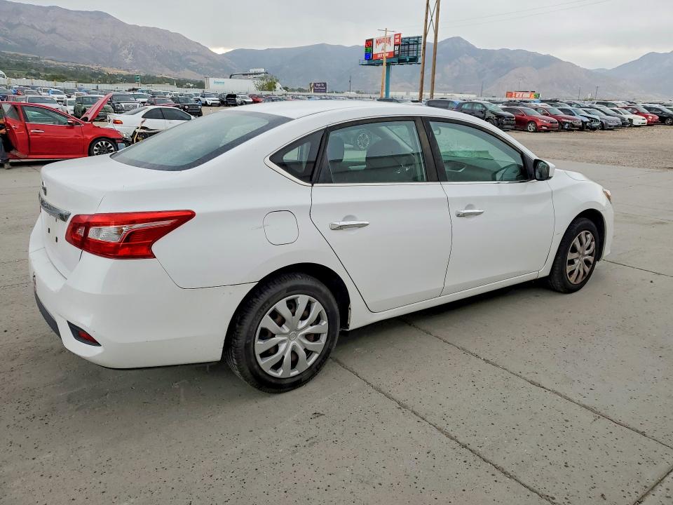 Photo 3 from auction – 2018 NISSAN SENTRA with VIN 3N1AB7AP7JY243270