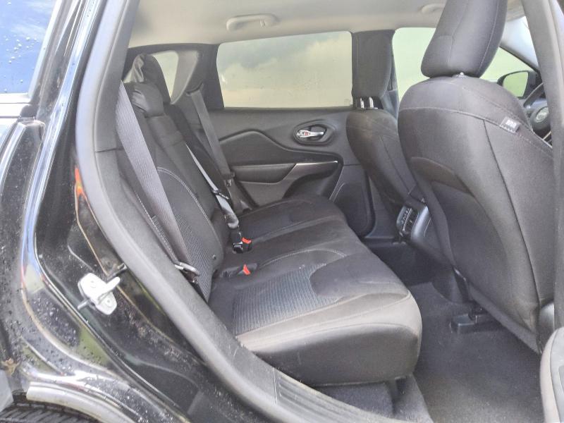 Photo 11 from auction – 2019 JEEP CHEROKEE with VIN 1C4PJLCB7KD358380