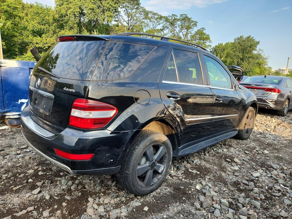 Photo 3 from auction – 2011 MERCEDES-BENZ ML with VIN 4JGBB8GBXBA735537