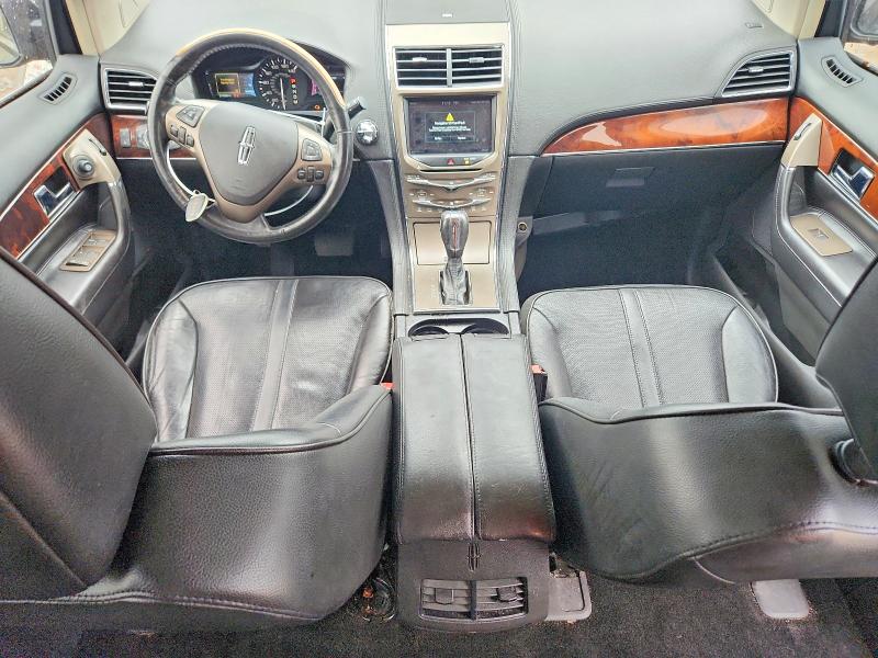 Photo 8 from auction – 2011 LINCOLN MKX with VIN 2LMDJ8JK7BBJ24958