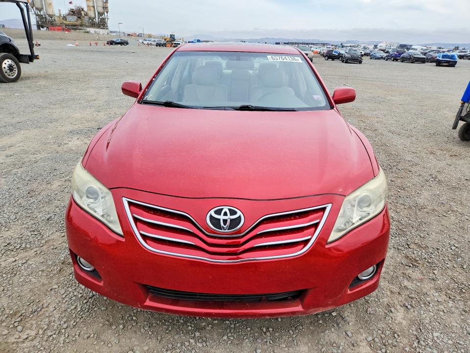 Zdjęcie 5 z aukcji – 2011 TOYOTA CAMRY z VIN 4T4BF3EK6BR142580