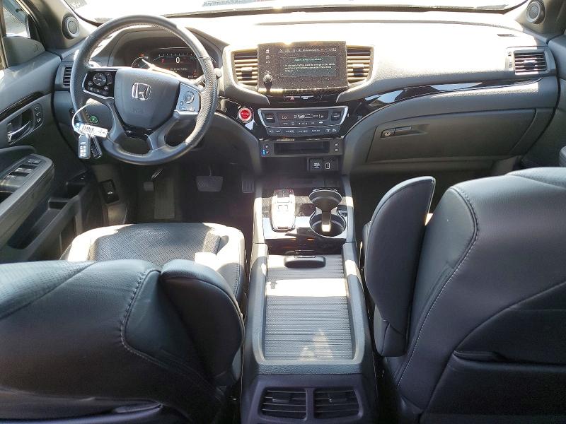 Photo 8 from auction – 2021 HONDA PASSPORT with VIN 5FNYF8H01MB003002
