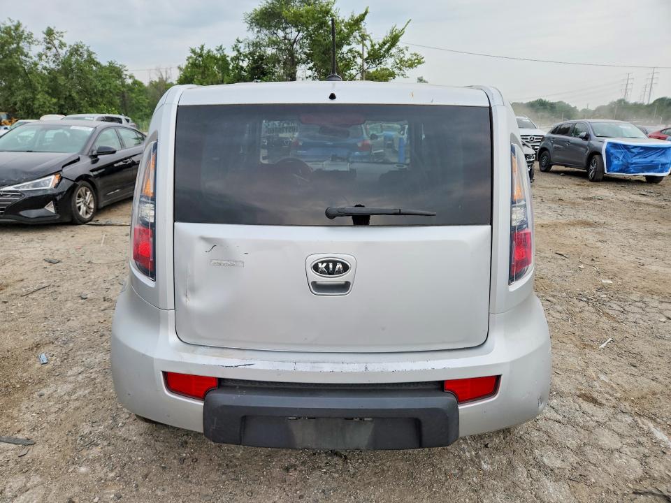 Photo 6 from auction – 2010 KIA SOUL with VIN KNDJT2A28A7704270