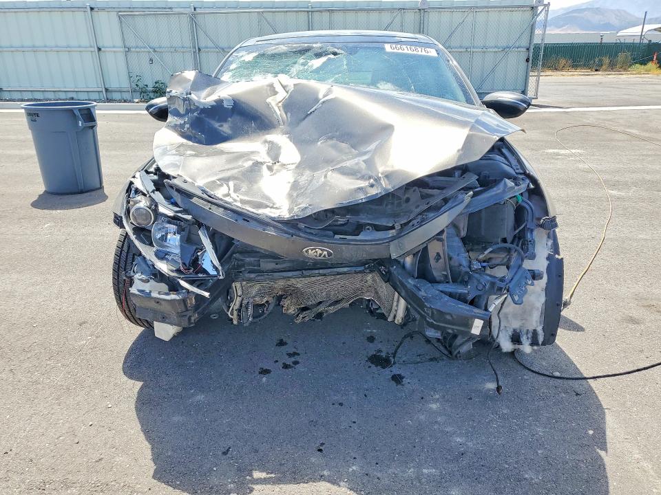 Снимка 5 от търг – 2015 KIA OPTIMA с VIN 5XXGN4A75FG360911