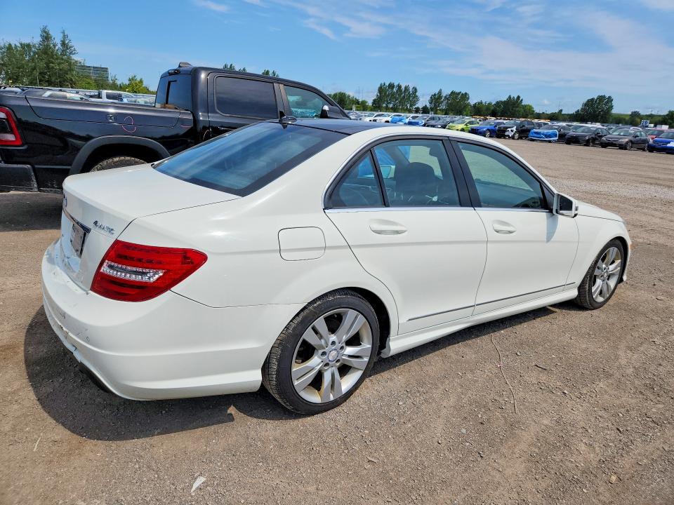 Photo 3 from auction – 2012 MERCEDES-BENZ C with VIN WDDGF8BB9CA648094