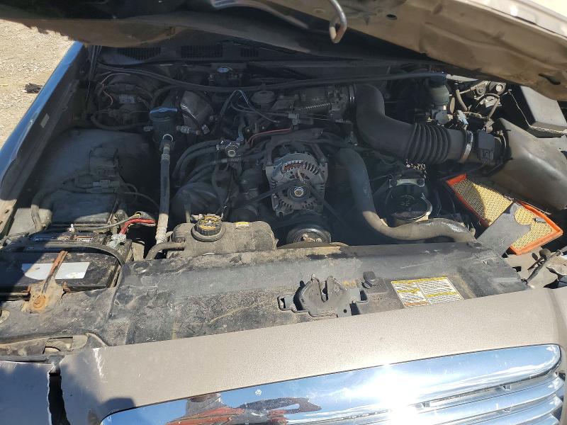 Photo 11 from auction – 2001 FORD CROWN VICTORIA with VIN 2FAFP74W61X106474