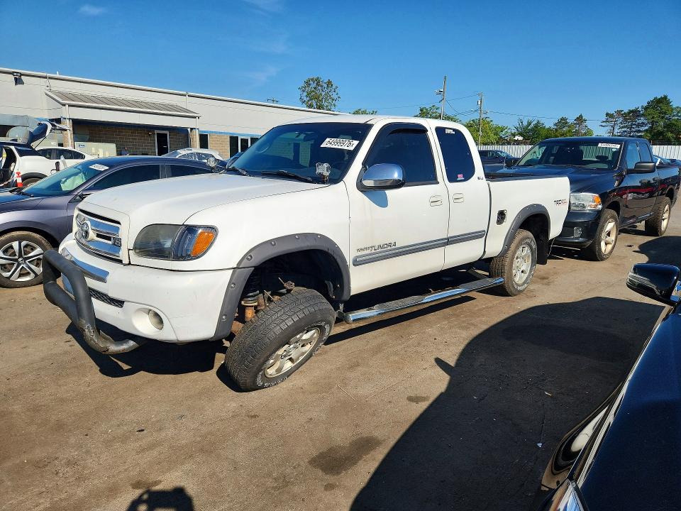 TOYOTA TUNDRA 2004 with VIN 5TBBT44134S451980 - Photo from auction