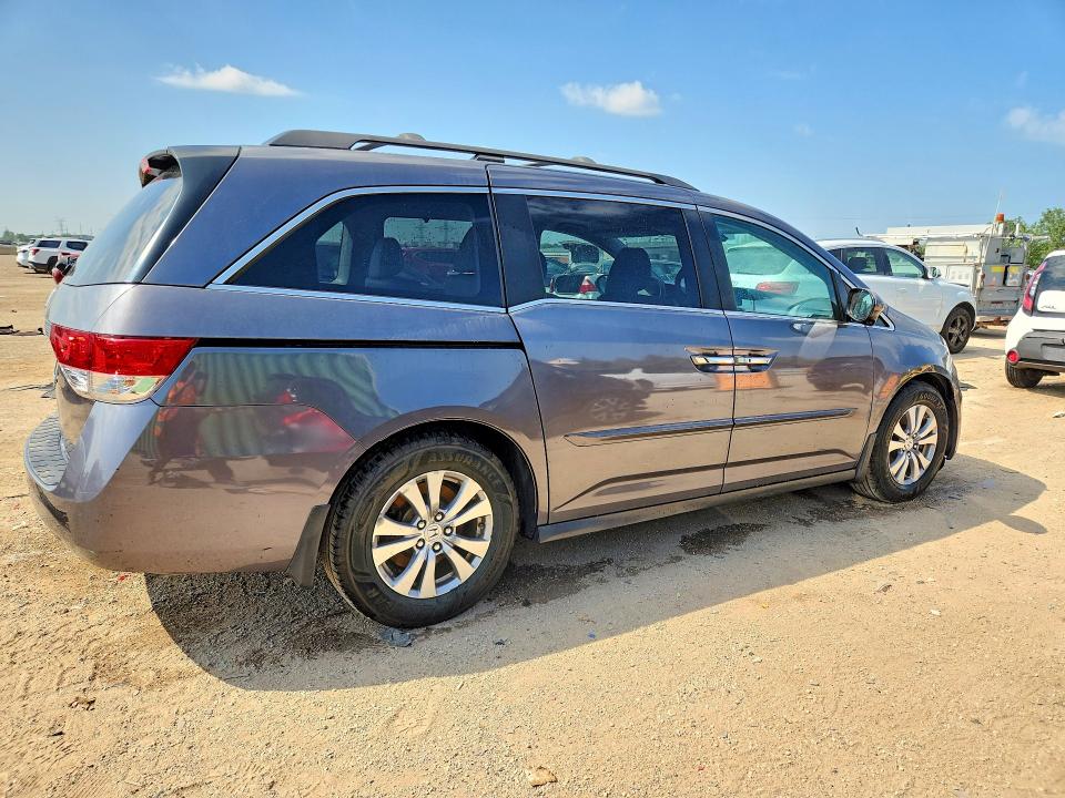 Photo 3 from auction – 2016 HONDA ODYSSEY with VIN 5FNRL5H63GB029752