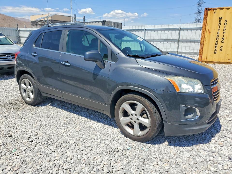 Photo 4 from auction – 2016 CHEVROLET TRAX with VIN 3GNCJMSB7GL261260