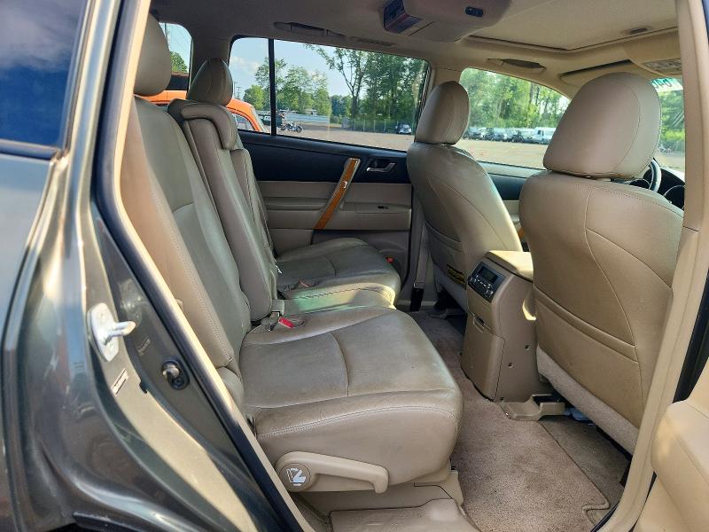 Photo 11 from auction – 2010 TOYOTA HIGHLANDER with VIN JTEJW3EH6A2039857