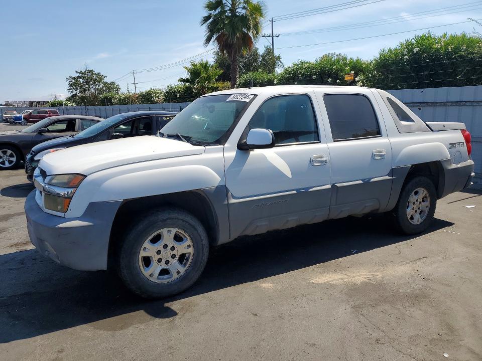 CHEVROLET AVALANCHE 2002 with VIN 3GNEC13T32G224541 - Photo from auction