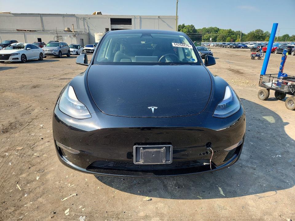 Photo 5 from auction – 2023 TESLA MODEL Y with VIN 7SAYGAEE5PF696829