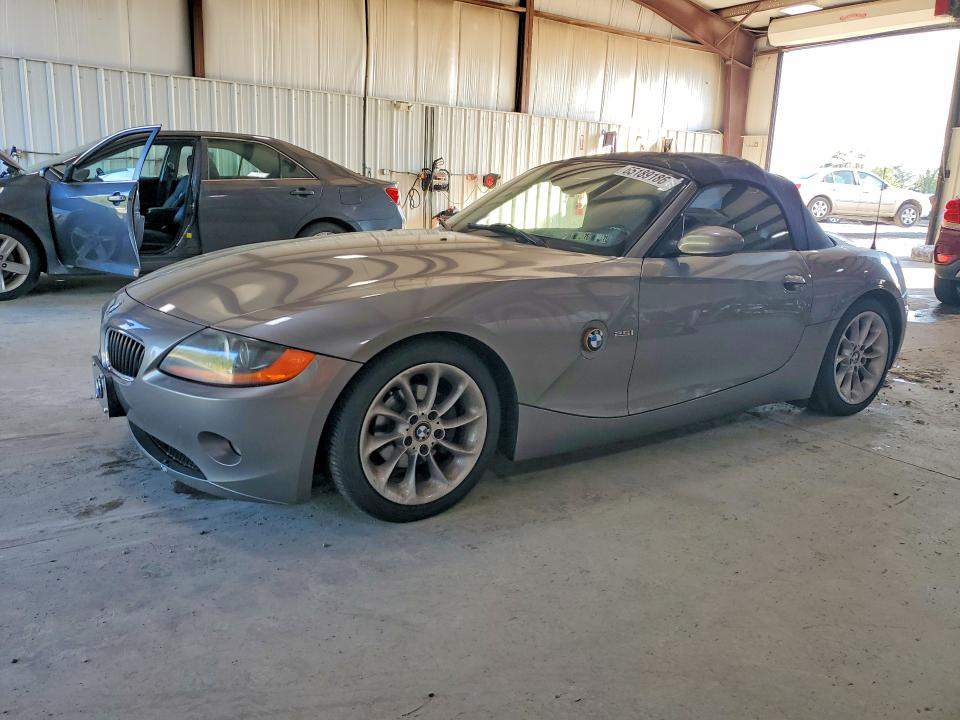 BMW Z4 2003 with VIN 4USBT33403LS42185 - Photo from auction