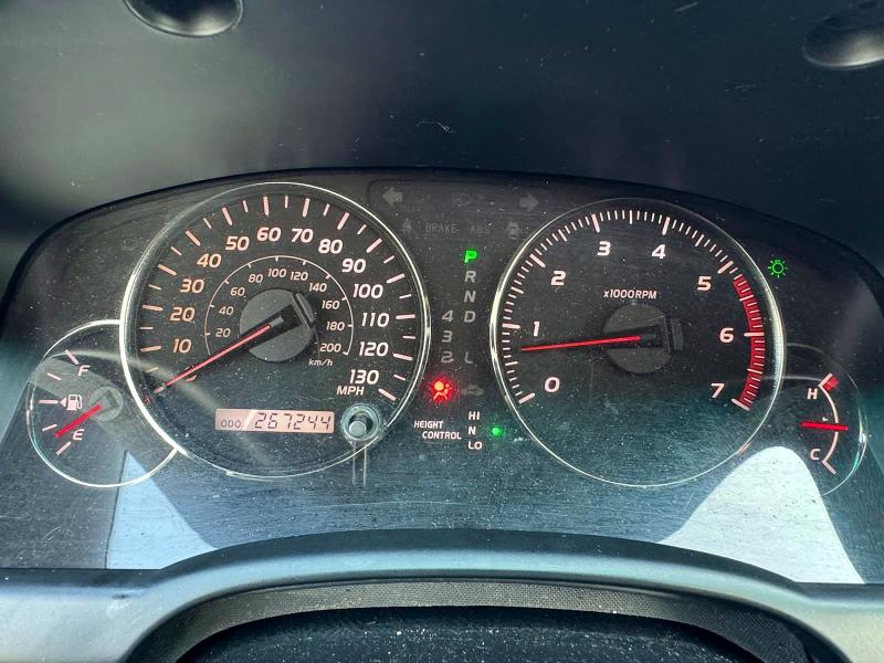 Photo 13 from auction – 2004 LEXUS GX with VIN JTJBT20X840026521