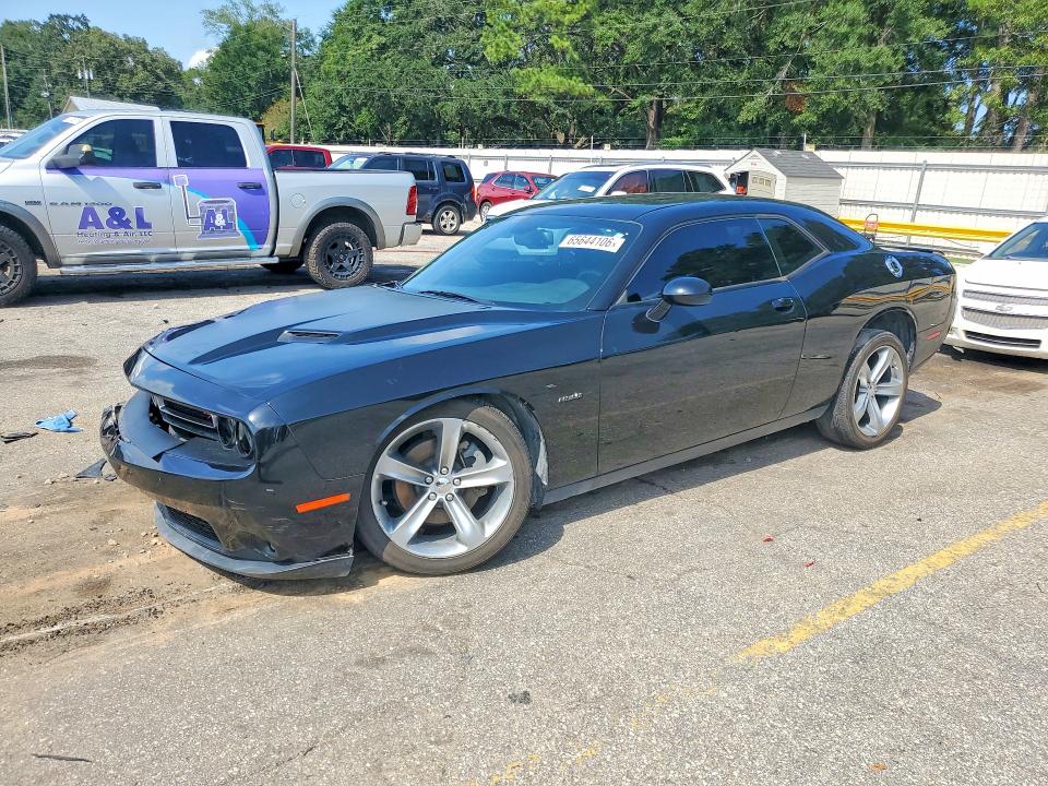 DODGE CHALLENGER 2015 مع رقم تعريف المركبة 2C3CDZATXFH839824 - صورة من المزاد