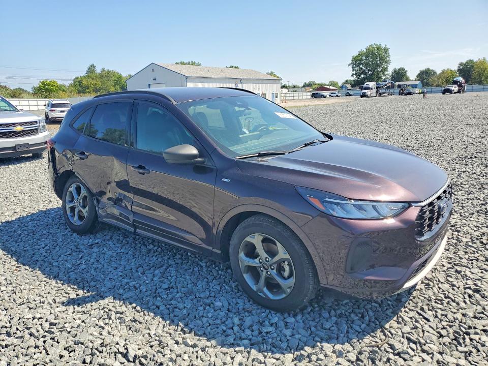Photo 4 from auction – 2023 FORD ESCAPE with VIN 1FMCU0MN9PUA99679