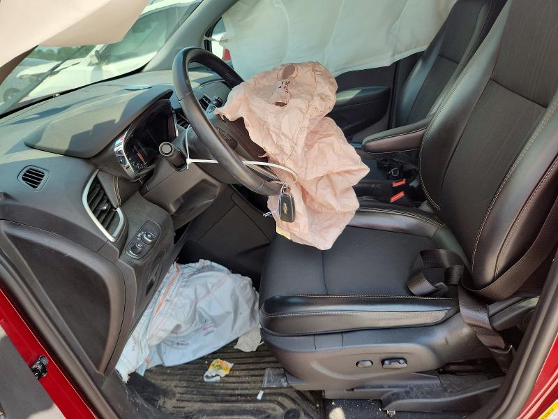 Photo 7 from auction – 2018 CHEVROLET TRAX with VIN 3GNCJPSBXJL385080