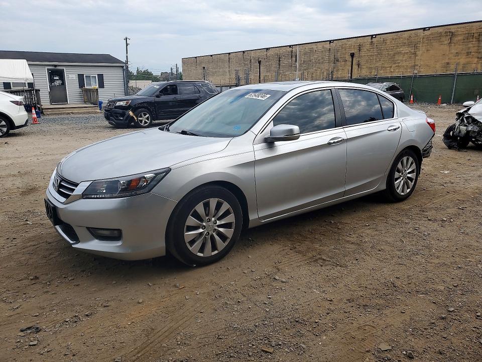 Photo 1 from auction – 2015 HONDA ACCORD with VIN 1HGCR2F71FA137553