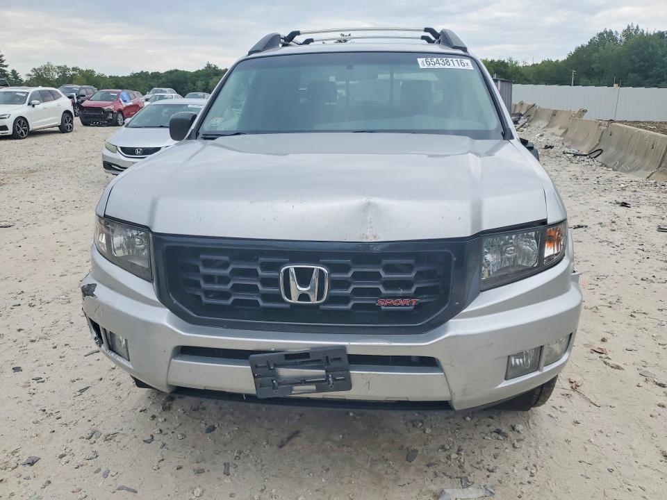 Photo 5 from auction – 2012 HONDA RIDGELINE with VIN 5FPYK1F78CB454002