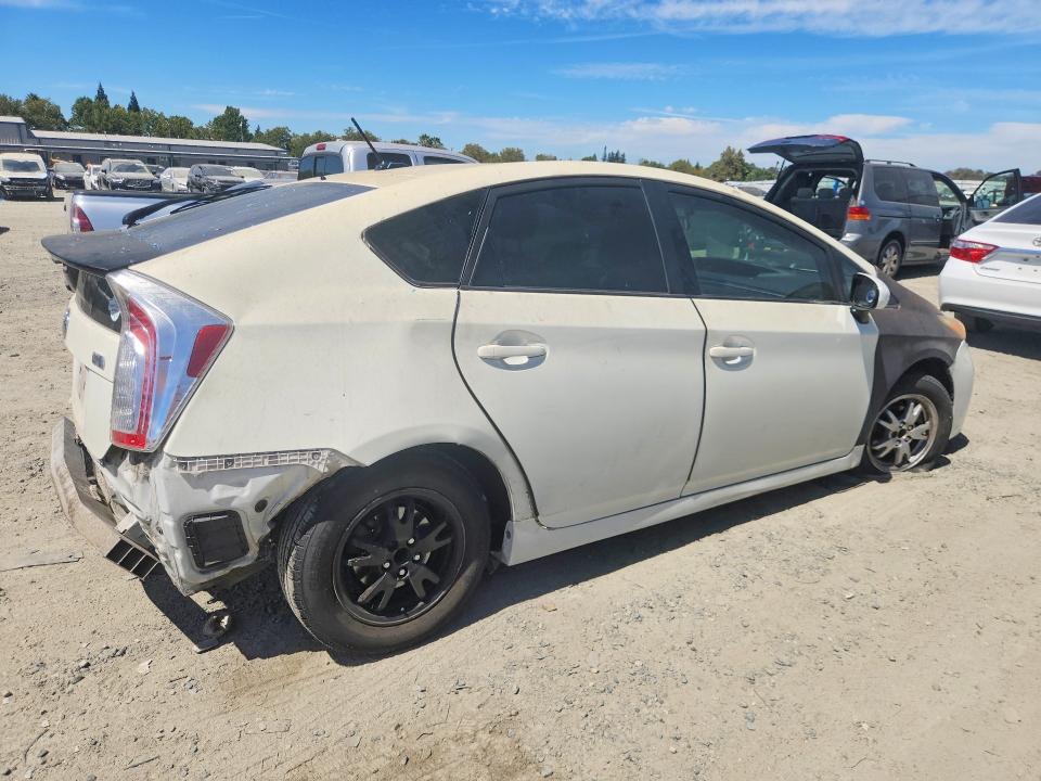 Photo 3 from auction – 2014 TOYOTA PRIUS with VIN JTDKN3DU5E0361742