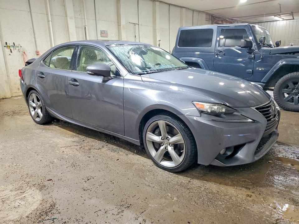 Photo 4 from auction – 2014 LEXUS IS with VIN JTHBE1D27E5000761