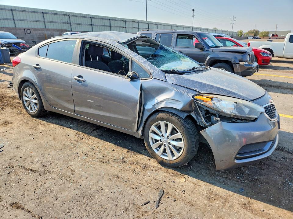 Photo 4 from auction – 2016 KIA FORTE with VIN KNAFX4A69G5592279