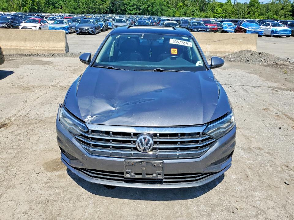 Photo 5 from auction – 2019 VOLKSWAGEN JETTA with VIN 3VWC57BUXKM121493