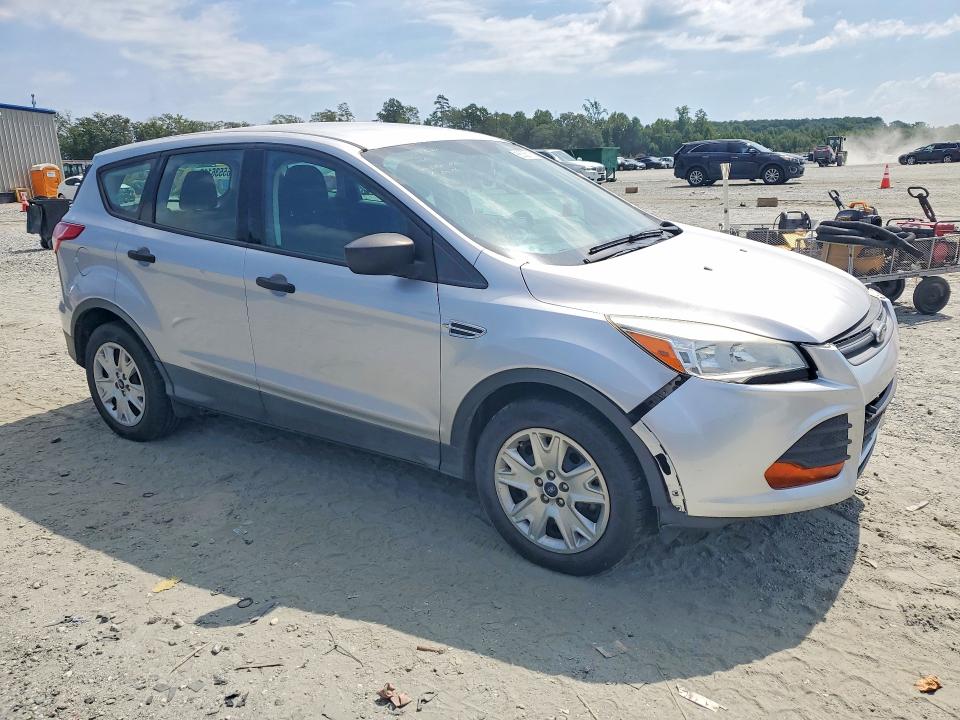 Photo 4 from auction – 2013 FORD ESCAPE with VIN 1FMCU0F77DUB90394