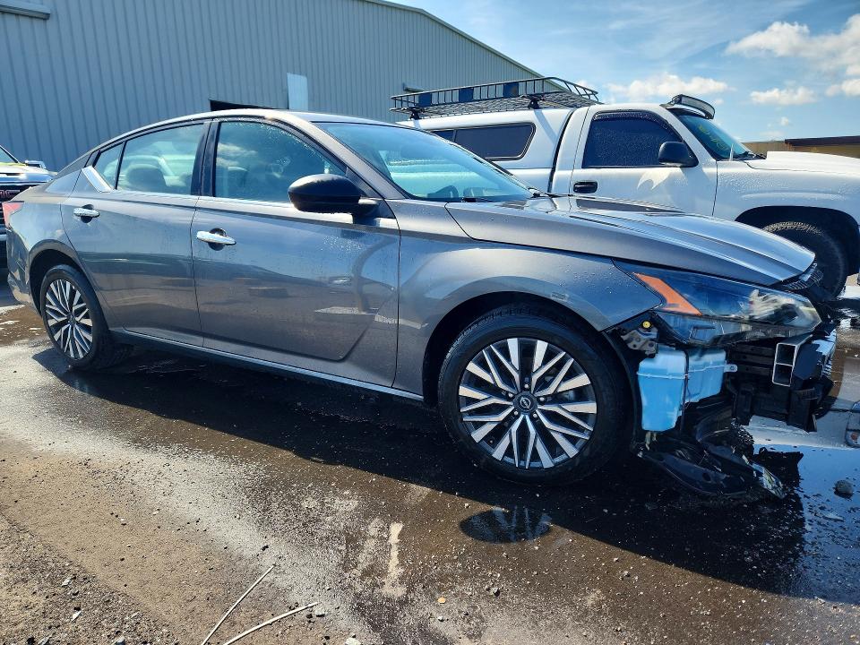 Photo 4 from auction – 2025 NISSAN ALTIMA with VIN 1N4BL4DV1SN367689