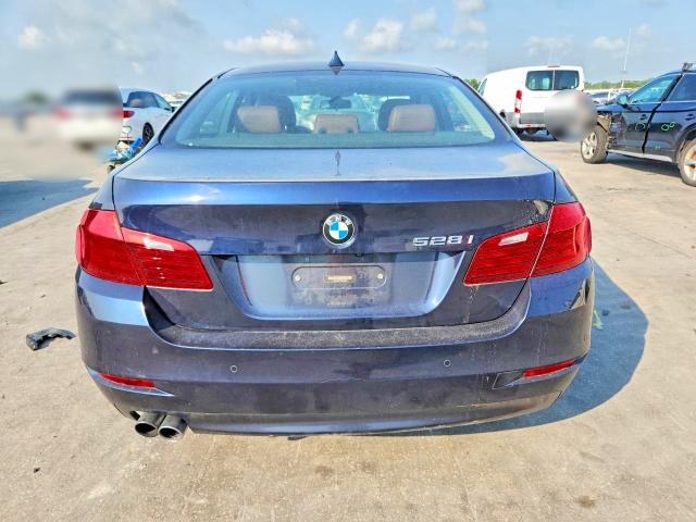 Photo 6 from auction – 2016 BMW 528 with VIN WBA5A5C54GD529099