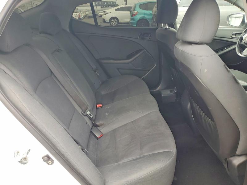 Photo 10 from auction – 2015 KIA OPTIMA with VIN KNAGM4A72F5661978