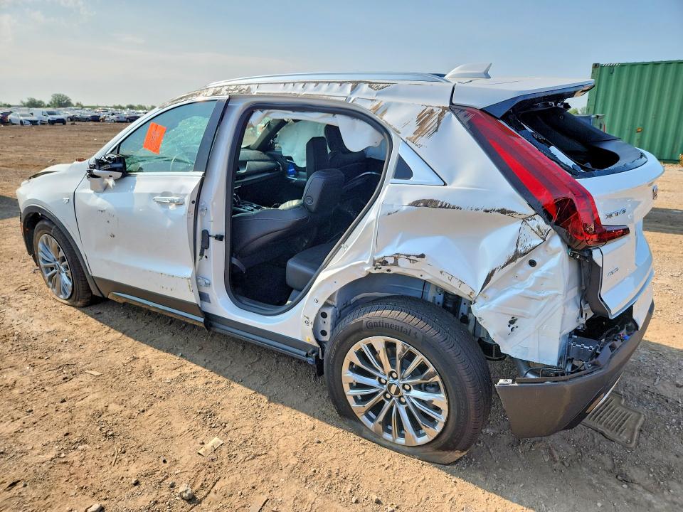 Photo 2 from auction – 2024 CADILLAC XT4 with VIN 1GYFZDR42RF172368