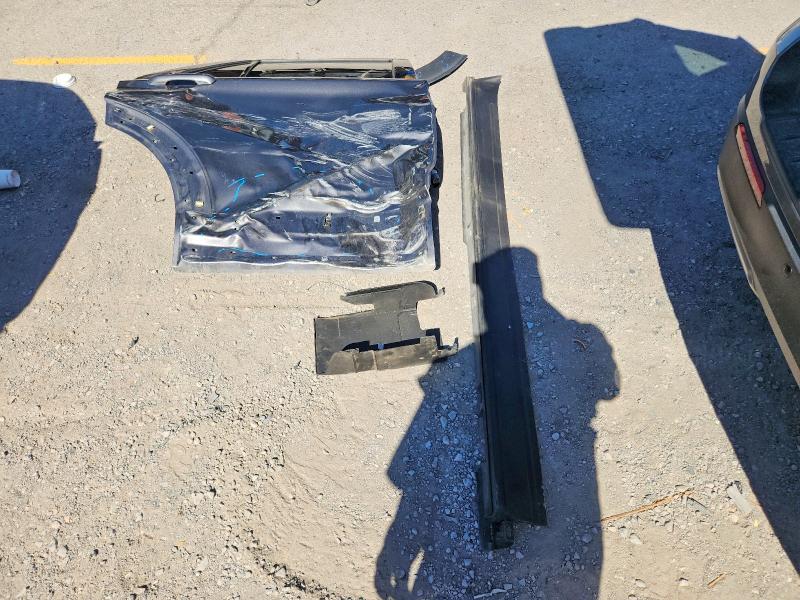 Photo 13 from auction – 2021 FORD EXPLORER with VIN 1FMSK7DH1MGA30967