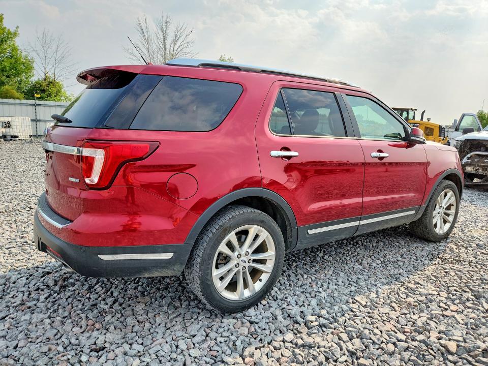 Photo 3 from auction – 2018 FORD EXPLORER with VIN 1FM5K8FH9JGB86217
