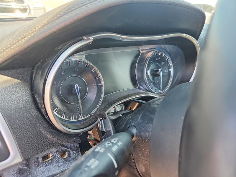Photo 9 from auction – 2017 CHRYSLER 300C with VIN 2C3CCAEG5HH570216