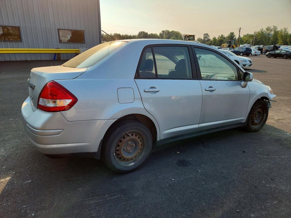 Photo 3 from auction – 2011 NISSAN VERSA with VIN 3N1BC1AP6BL444199