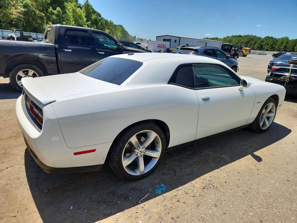Photo 3 from auction – 2017 DODGE CHALLENGER with VIN 2C3CDZBT0HH555281