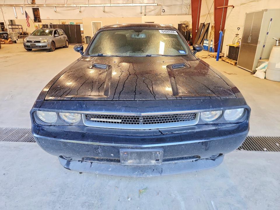 Photo 5 from auction – 2014 DODGE CHALLENGER with VIN 2C3CDYAG2EH208593