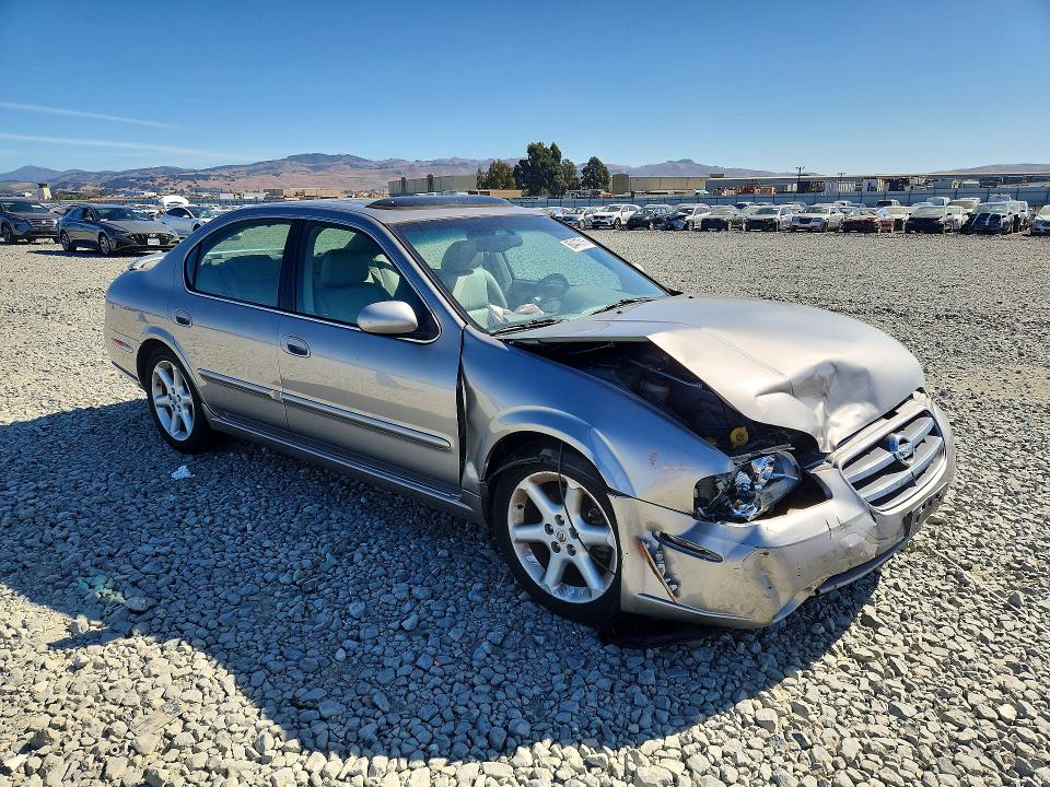 Photo 4 from auction – 2002 NISSAN MAXIMA with VIN JN1DA31D92T448646