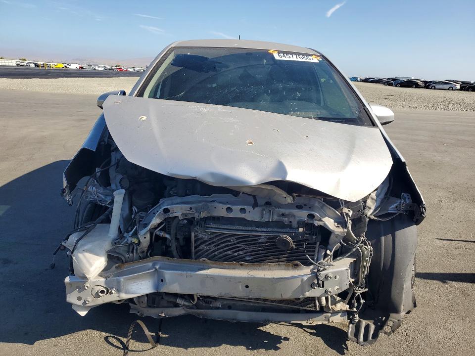 Photo 5 from auction – 2015 TOYOTA YARIS with VIN VNKKTUD32FA045396