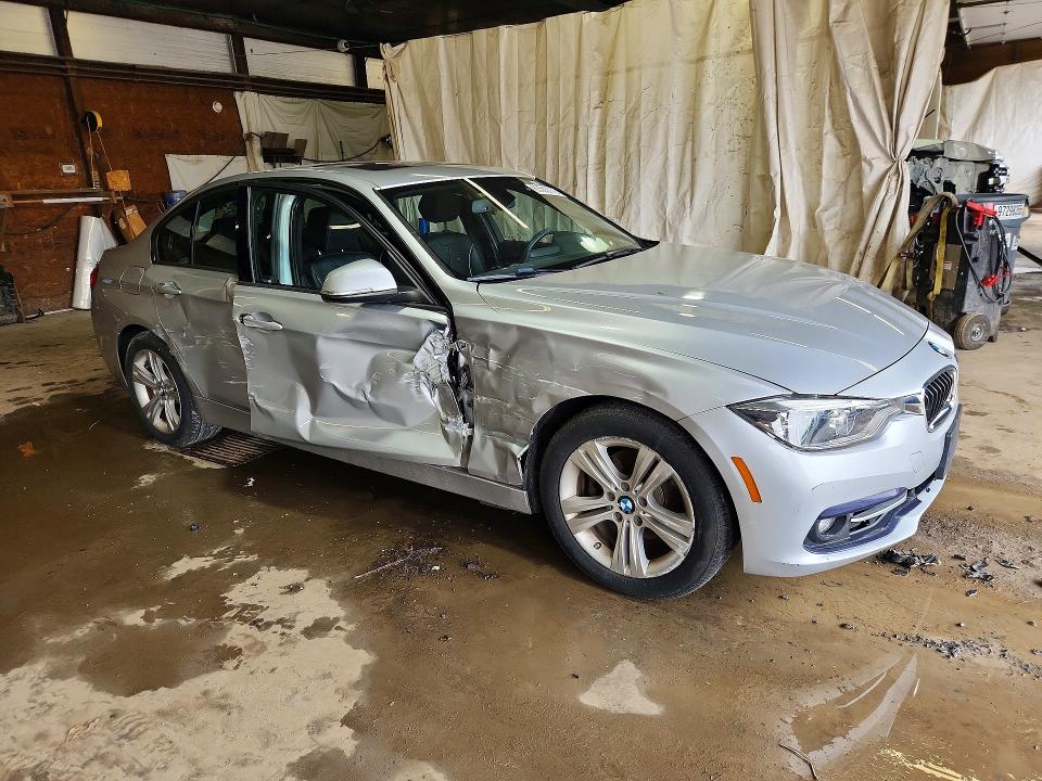 Photo 4 from auction – 2016 BMW 328 with VIN WBA8E3G55GNT76050