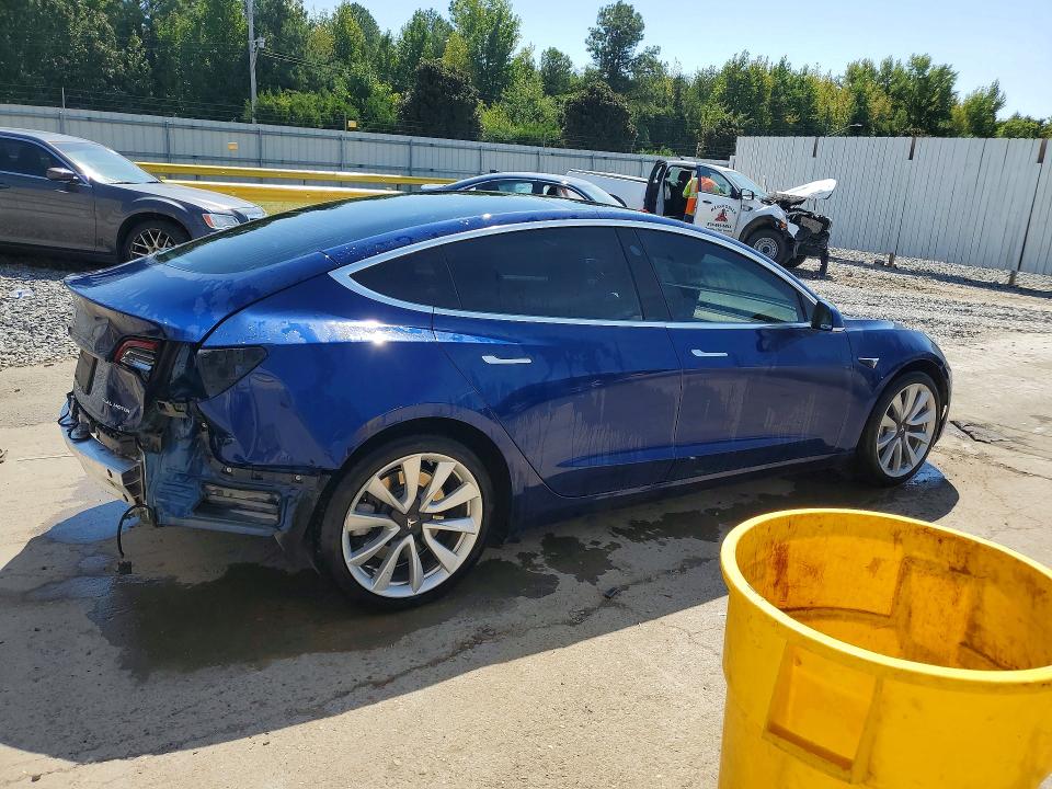 Photo 3 from auction – 2019 TESLA MODEL 3 with VIN 5YJ3E1EB8KF437666