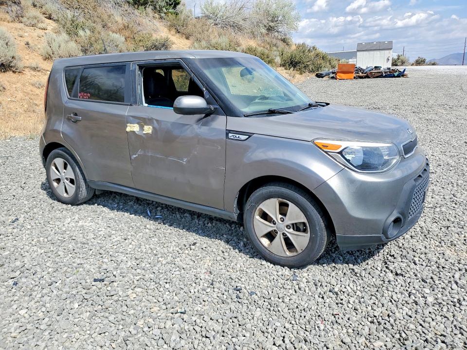 Photo 4 from auction – 2016 KIA SOUL with VIN KNDJN2A22G7343136