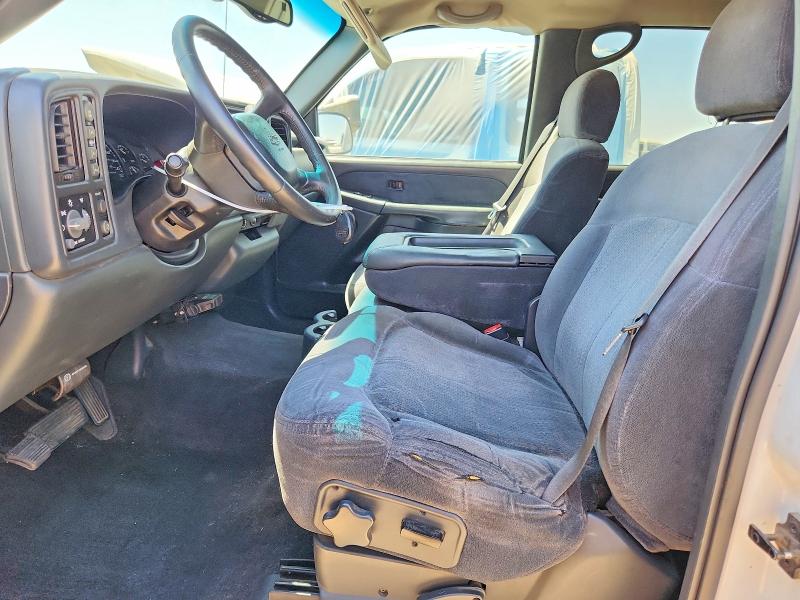 Photo 7 from auction – 2002 CHEVROLET SILVERADO with VIN 1GCGK13U92F215289