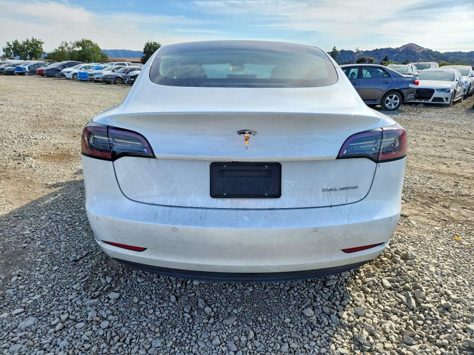 Photo 6 from auction – 2020 TESLA MODEL 3 with VIN 5YJ3E1EB7LF621725