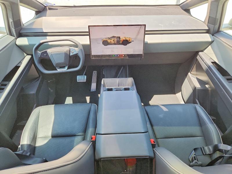 Photo 8 from auction – 2025 TESLA CYBERTRUCK with VIN 7G2CEHED6SA076023